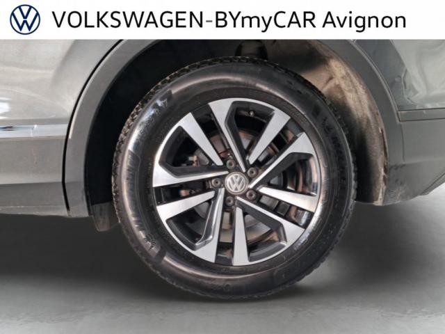 Volkswagen Tiguan image 8