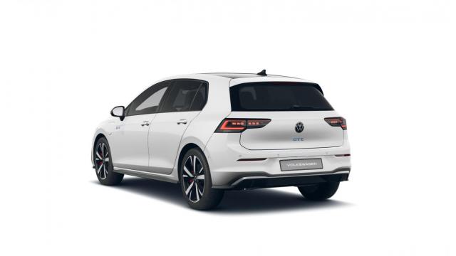 Volkswagen Golf image 6