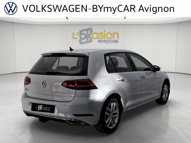 Volkswagen Golf image 9