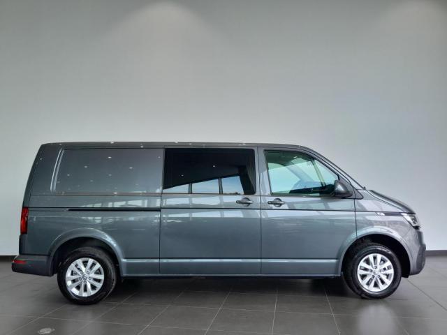 Volkswagen Transporter image 6