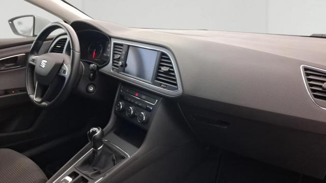 Seat Leon image 3