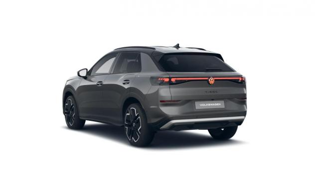 Volkswagen T-Roc image 2