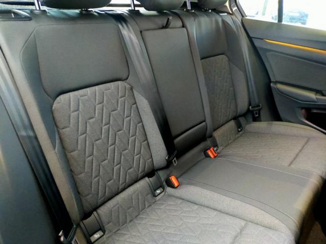 Volkswagen Golf image 4