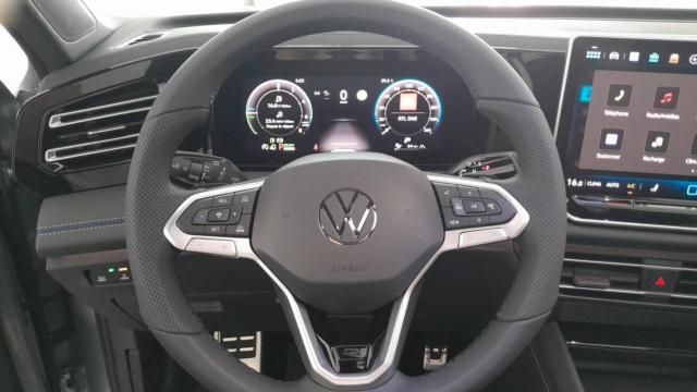 Volkswagen Tiguan image 9