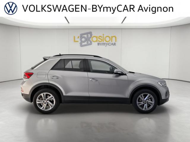 Volkswagen T-Roc image 6