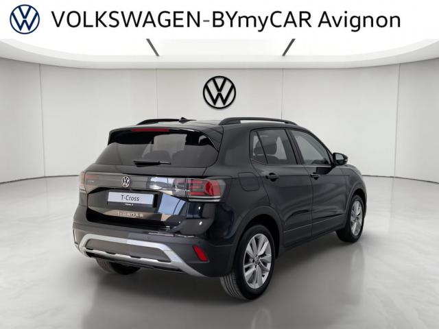 Volkswagen T-Cross image 2