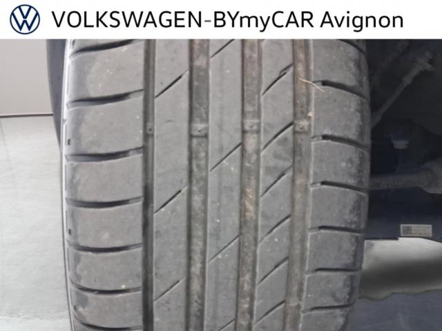 Volkswagen T-Roc image 9