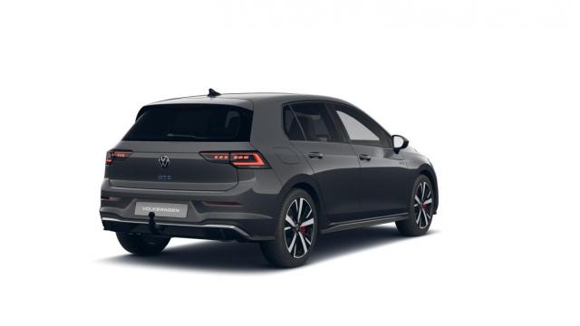 Volkswagen Golf image 6