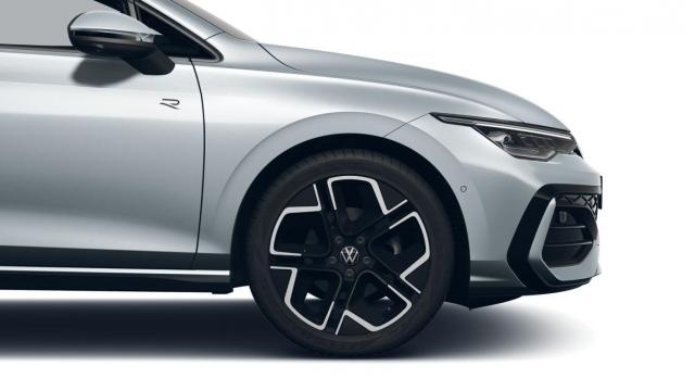 Volkswagen Golf image 8