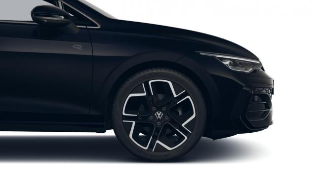 Volkswagen Golf image 8