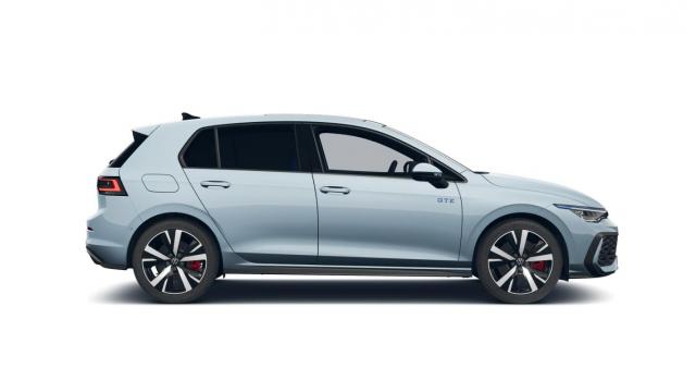 Volkswagen Golf image 7