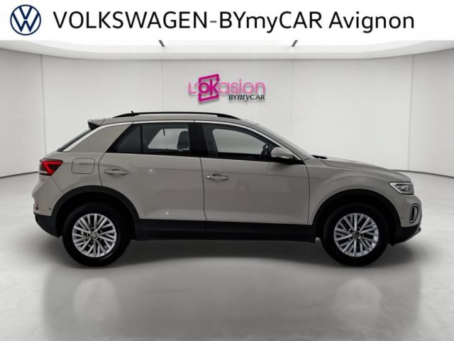 Volkswagen T-Roc image 9