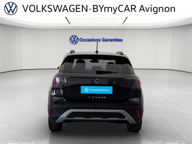 Volkswagen T-Cross image 2