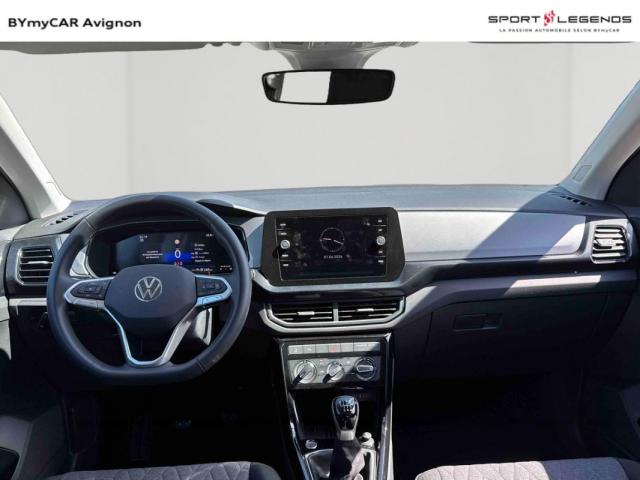 Volkswagen T-Cross image 2