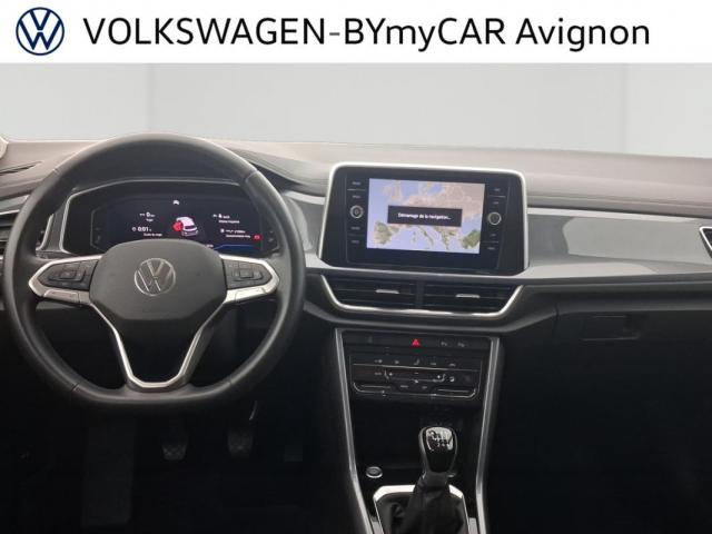 Volkswagen T-Roc image 9