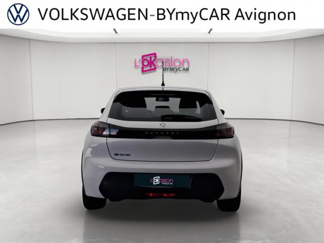 Peugeot 208 image 4