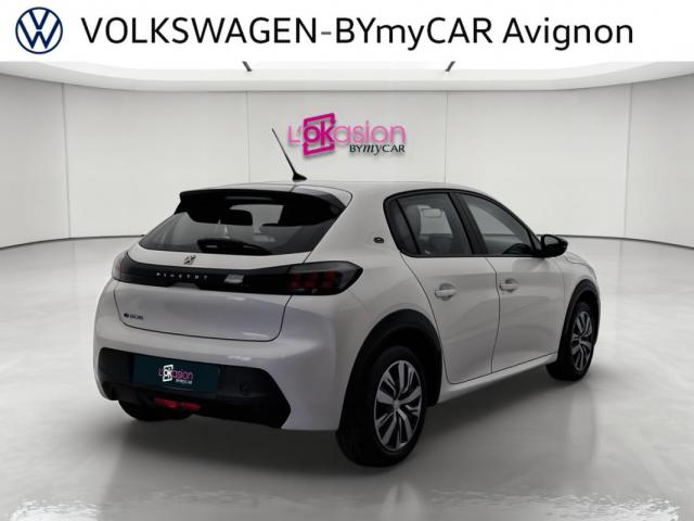 Peugeot 208 image 7