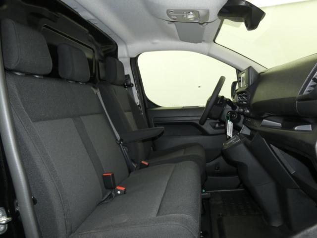 Opel Vivaro image 6