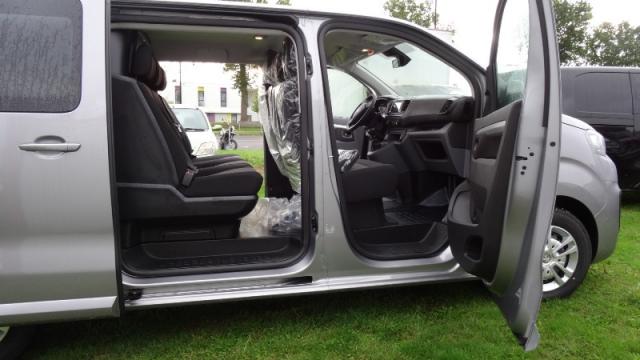 Peugeot Expert image 2
