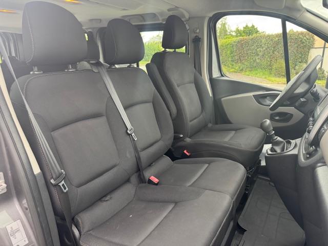 Renault Trafic image 7