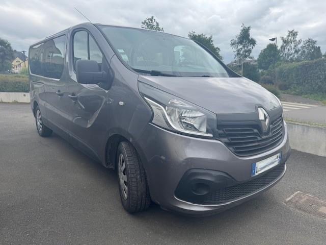 Renault Trafic image 2