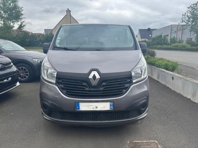Renault Trafic image 1