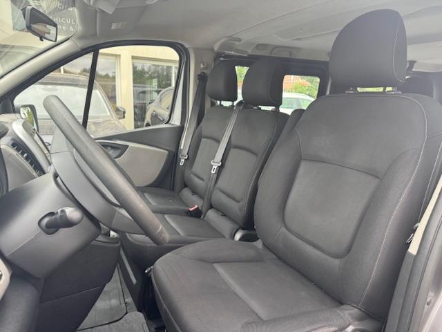 Renault Trafic image 9
