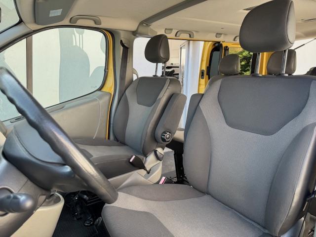 Renault Trafic image 4
