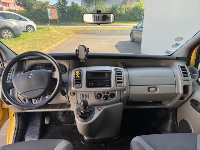 Renault Trafic image 7