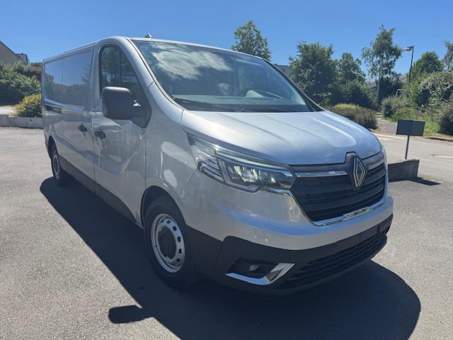 Renault Trafic image 4