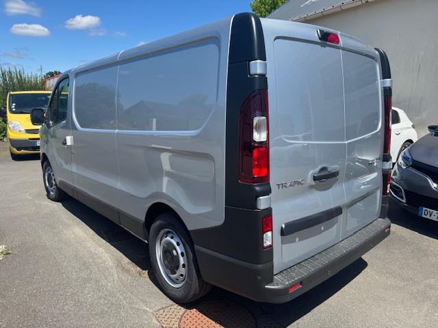 Renault Trafic image 6