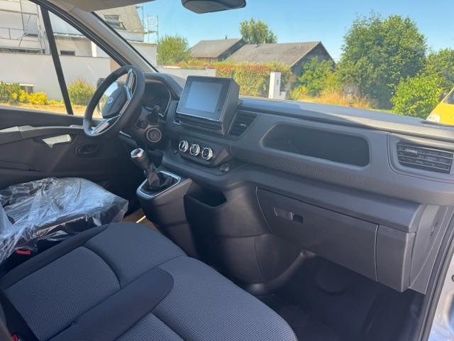 Renault Trafic image 5