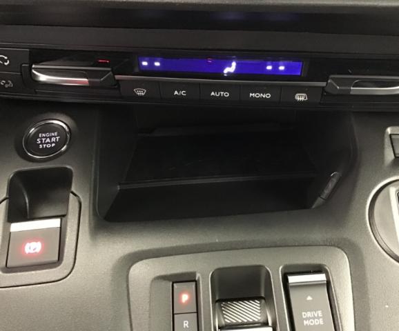 Peugeot Partner image 2