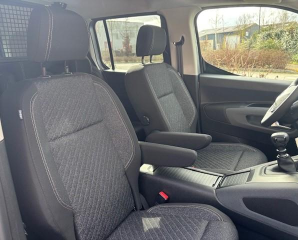 Opel Combo image 9