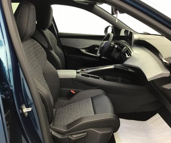 Peugeot 3008 image 6