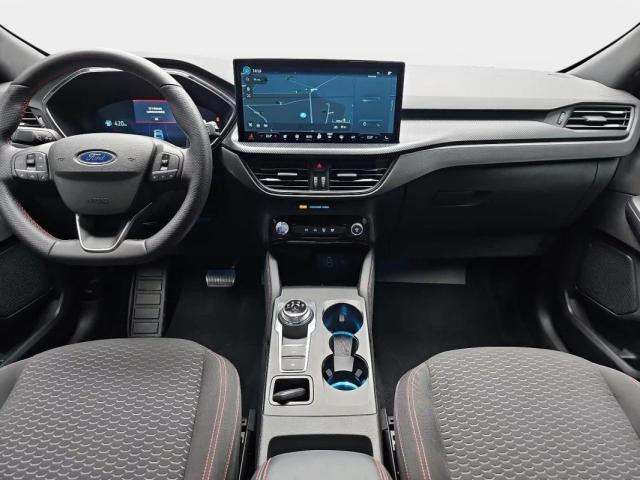 Ford Kuga image 6