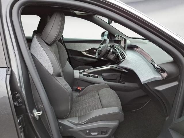 Peugeot 3008 image 2