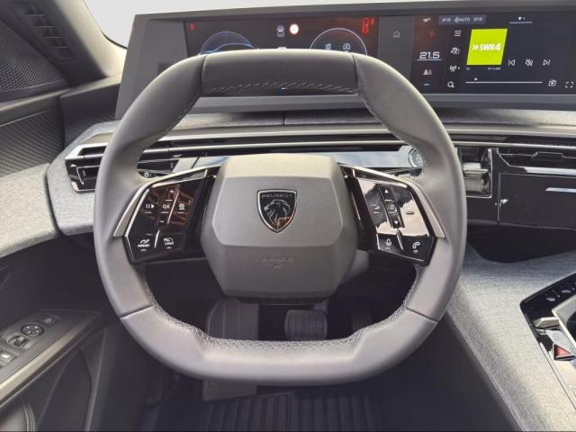 Peugeot 3008 image 1