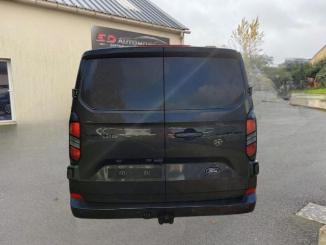 Ford Transit Custom image 6