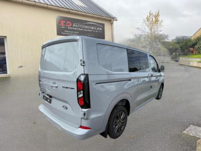 Ford Transit Custom image 2