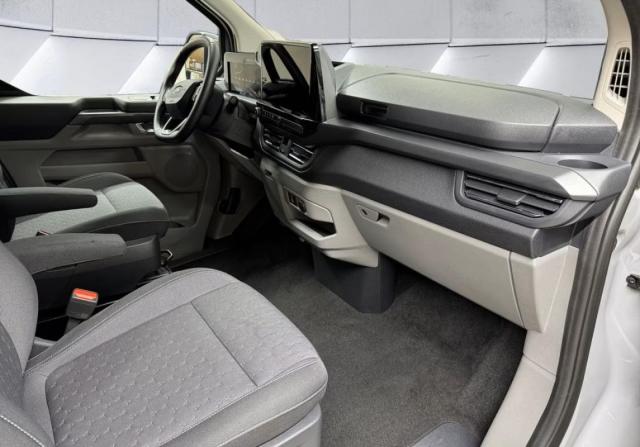 Ford Transit Custom image 4