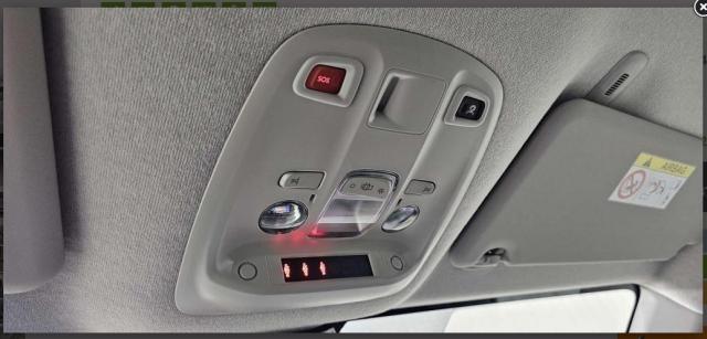 Citroen Jumpy image 3