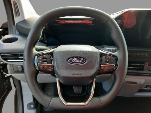 Ford Transit Custom image 5