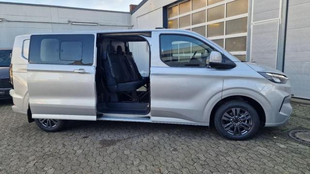 Ford Transit Custom image 9
