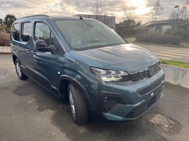 Peugeot Rifter image 9