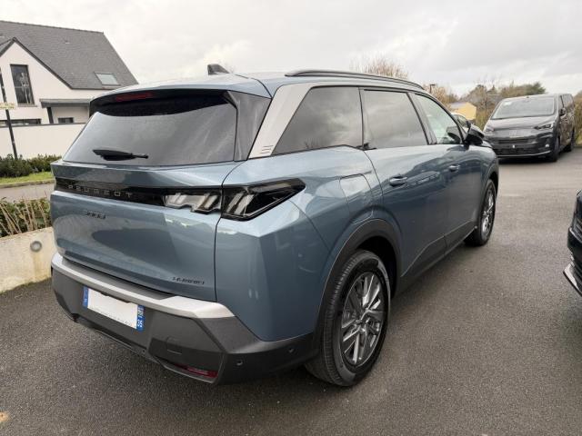 Peugeot 5008 image 3