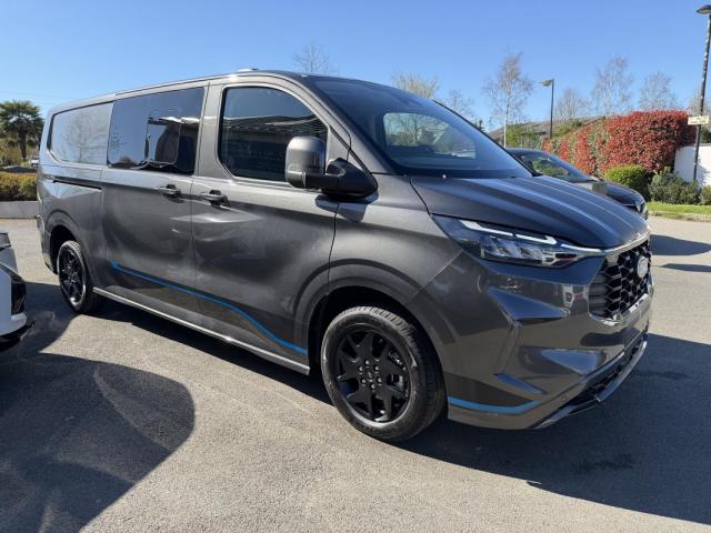 Ford Transit Custom image 5