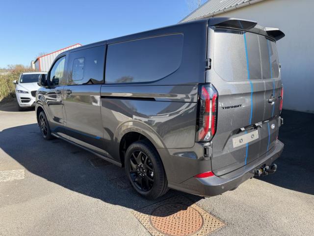 Ford Transit Custom image 9