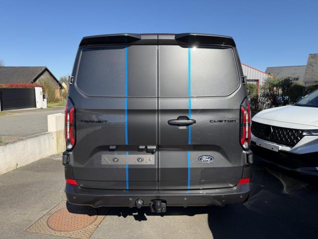 Ford Transit Custom image 2
