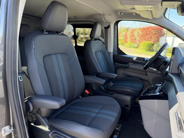 Ford Transit Custom image 2